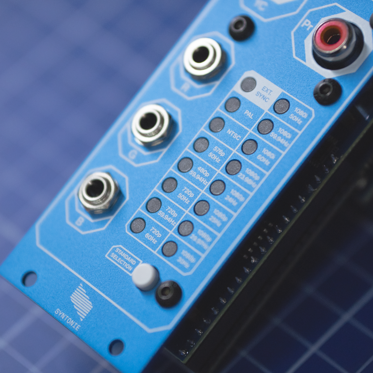Sortie - Sync Generator / RGB Encoder