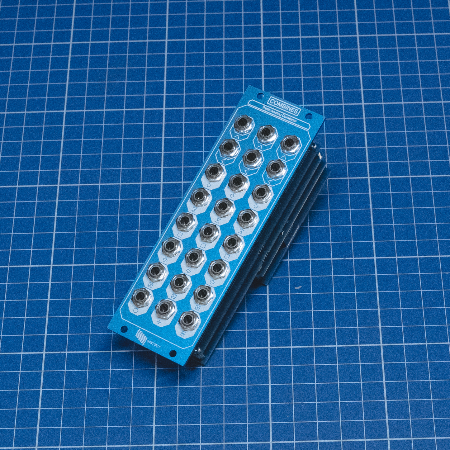 Combines - Triple Analog Combiner