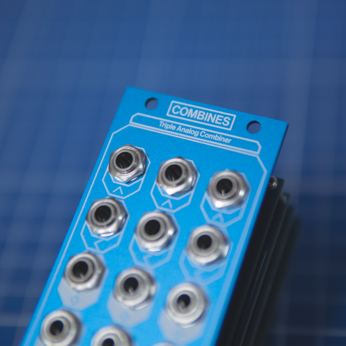Combines - Triple Analog Combiner