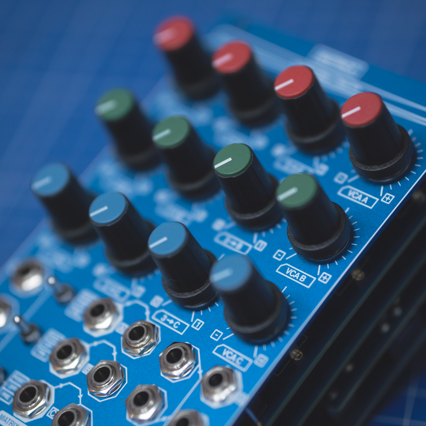 Matrice - 1x3 Matrix Mixer / Triple VCA